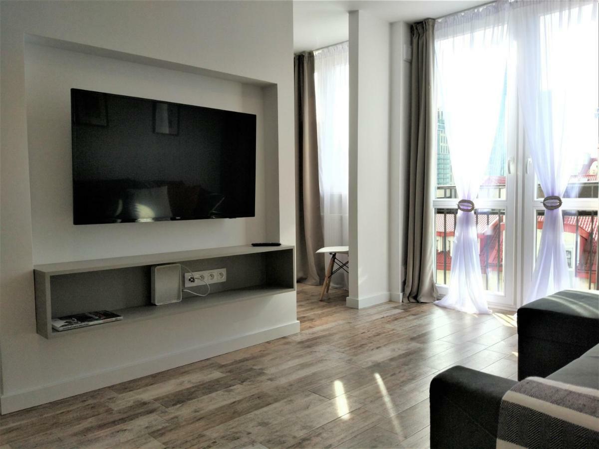 City Center Zelazna, Next To Warsaw'S Business District & Fabryka Norblina, By Warsawskyline Apartments エクステリア 写真